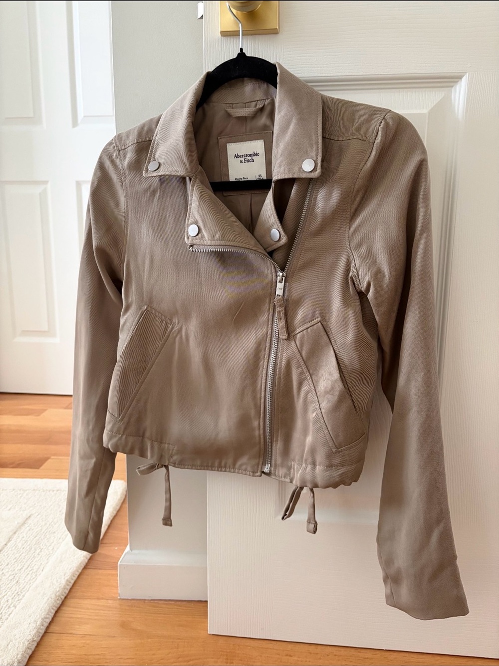Abercrombie & Fitch Women's Taupe Moto Leather Jacket